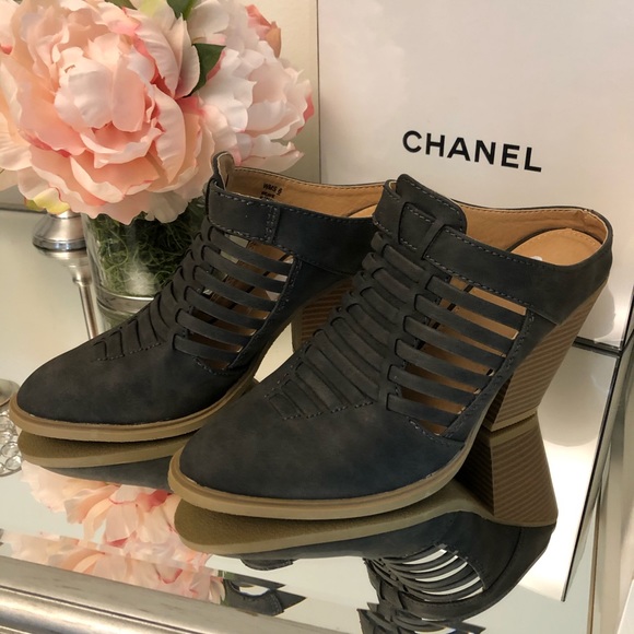 Report Weave Gray Mule Ankle Booties Slides - Picture 6 of 9